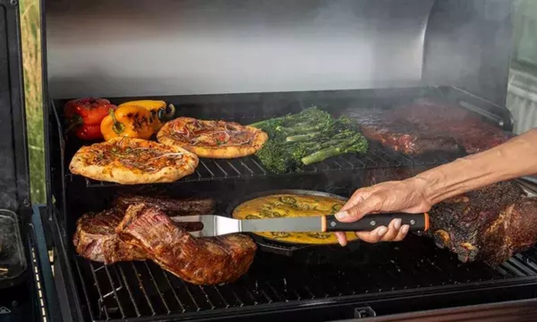 Traeger 2025 bbq fork lifestyle2